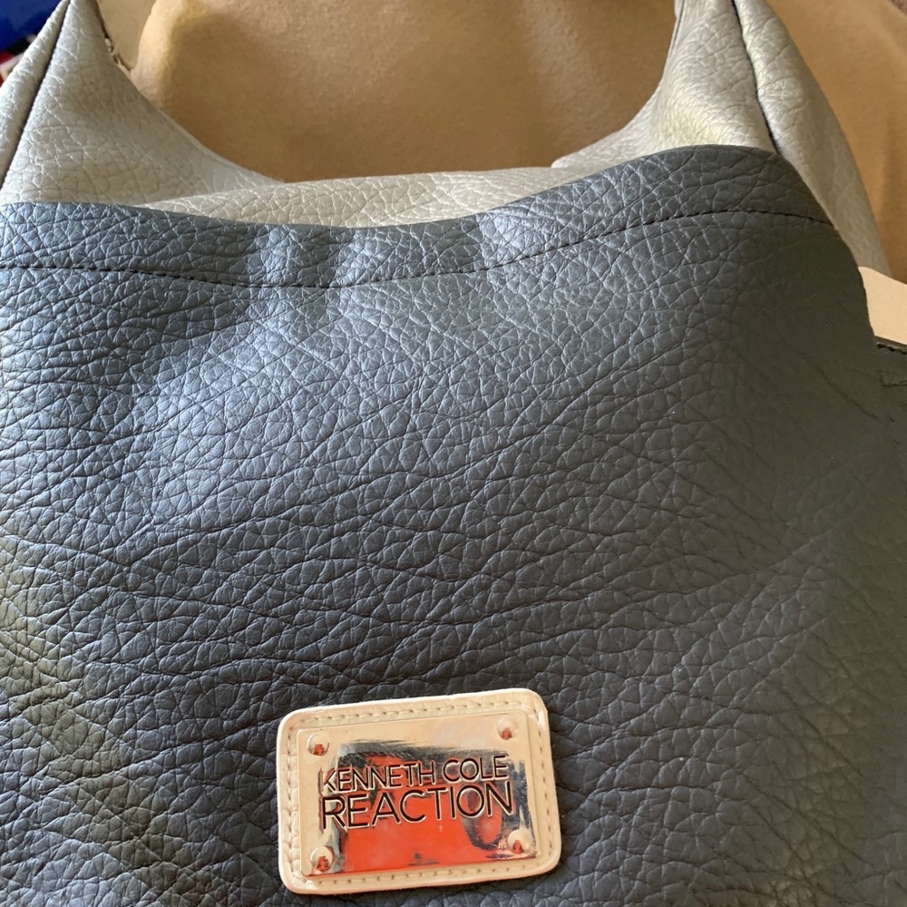 Handbag - Picture 8 of 8